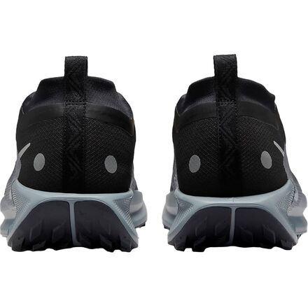 Nike - Pegasus Trail 5 GORE-TEX Running Shoe - Men's