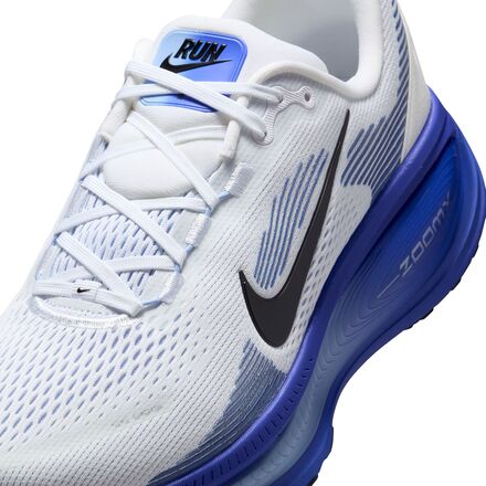 Nike - Vomero 18 Running Shoe - Men's