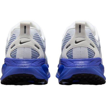 Nike - Vomero 18 Running Shoe - Men's