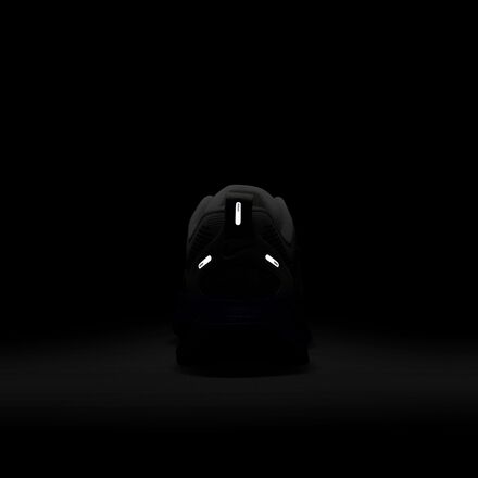 Nike - Vomero 18 Running Shoe - Men's