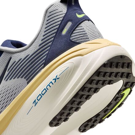 Nike - Vomero 18 Running Shoe - Men's