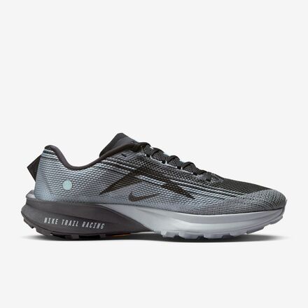Nike - Terra Kiger 10 Trail Running Shoe - Men's