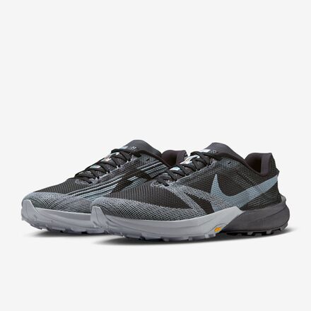 Nike - Terra Kiger 10 Trail Running Shoe - Men's