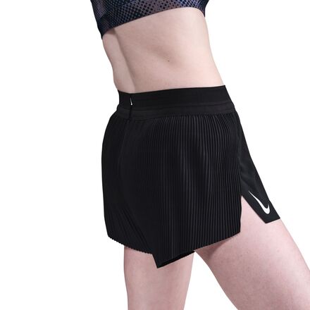 Nike - Airswift Dri-Fit Adv MR 3in Short - Women's
