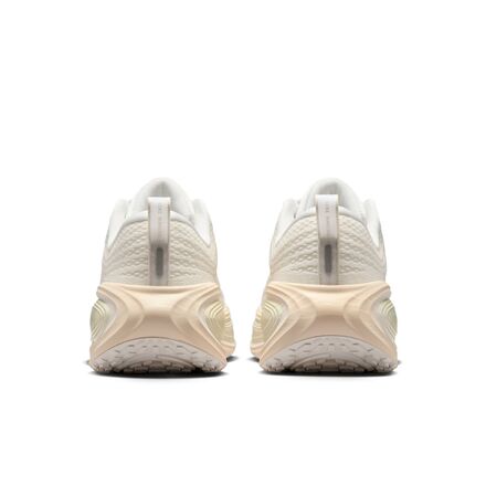 Nike - Vomero Plus ESS Running Shoe - Women's