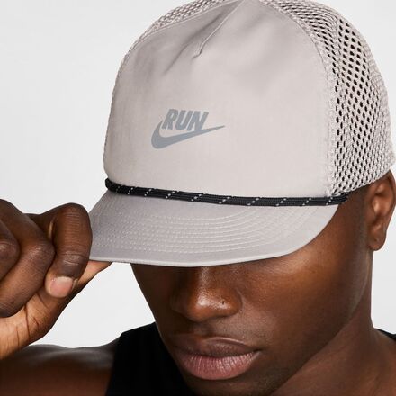 Nike - Dri-FIT Swoosh Pro Cap