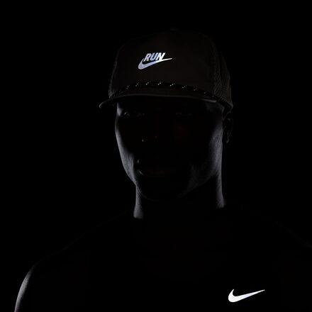 Nike - Dri-FIT Swoosh Pro Cap