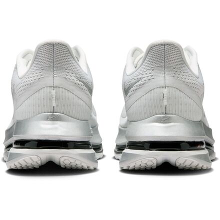 Nike - Pegasus Premium RR Running Shoe - Men's