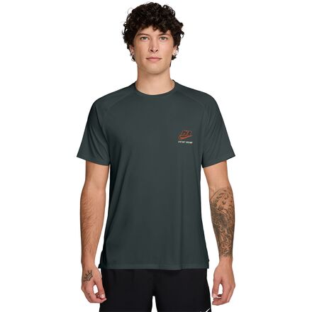 Dri-FIT ADV Distant Dreams T-Shirt - Men's