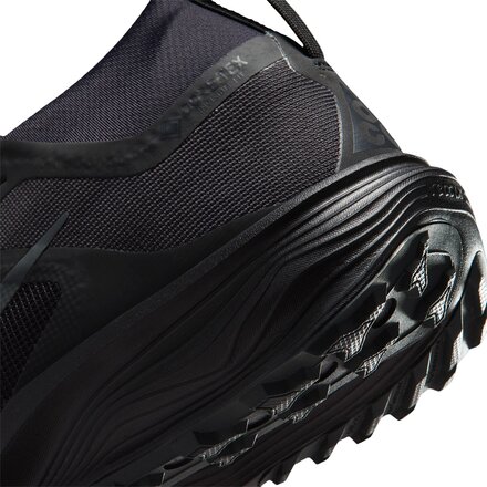 Nike - ACG Pegasus GTX Trail Running Shoe - Men's