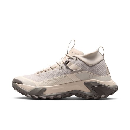 Nike - ACG Zegama Hiking Shoe - Women's