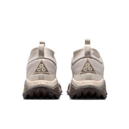 Nike - ACG Zegama Hiking Shoe - Women's