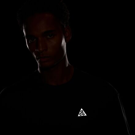 Nike - ACG Dri-FIT Reflecetive Logo T-Shirt - Men's
