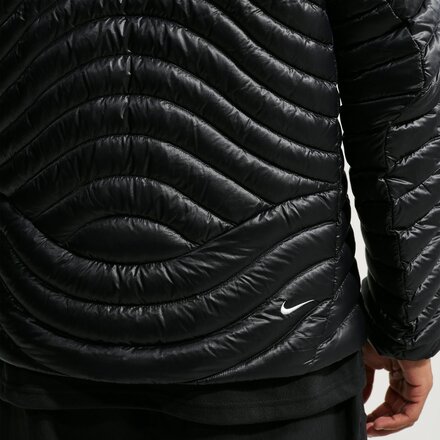 Nike - ACG Lava Flow Therma-FIT Ultralight Hooded Jacket - Men's