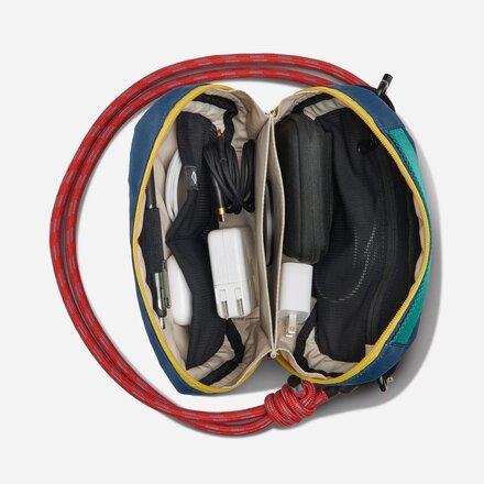 Nomadix - Traveler Tech Pouch