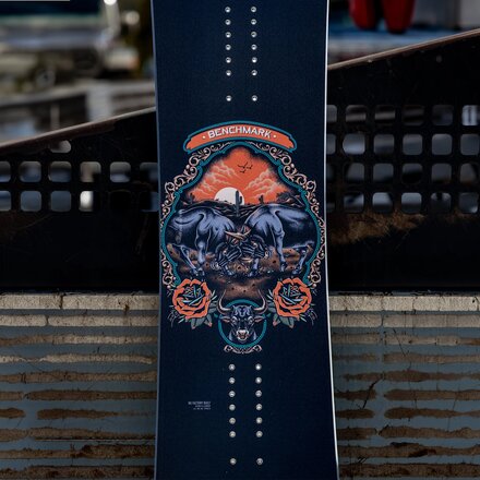 Never Summer - Benchmark Snowboard - 2027