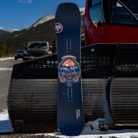 Never Summer - Benchmark Snowboard - 2027