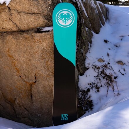 Never Summer - Infinity Snowboard - 2027 - Women's