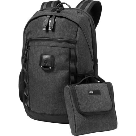 Oakley - Voyage 22L Backpack