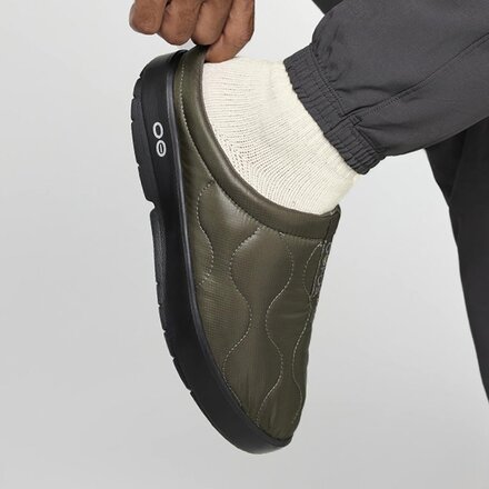 Oofos - OOcoozie Thermo Mule Shoe - Men's