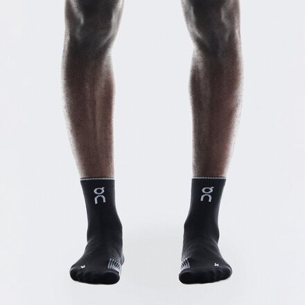 On Running - Performance Run Mid Sock