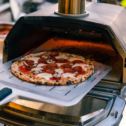 Ooni - Karu 16 Multi-Fuel Pizza Oven