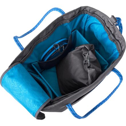 Orvis - Tough Trail Dog Travel Tote Kit