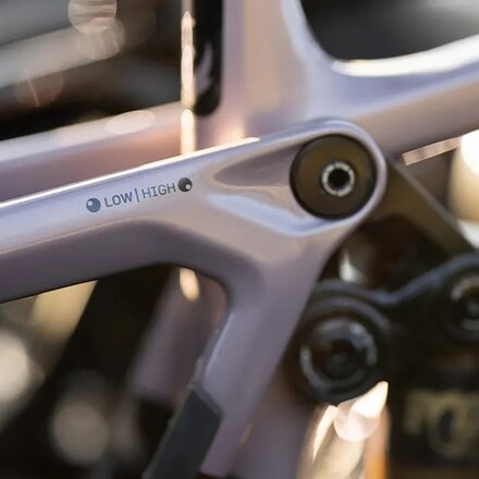 Pivot - Shuttle AMP'd Pro X0 Transmission E-Bike