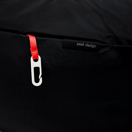 Peak Design - City 12L Crescent Bag