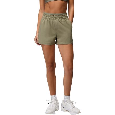 Wonderland Rocks Short - Women's