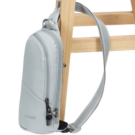 Vibe 150 Crossbody Backpack