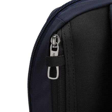 Pacsafe - Metrosafe X 16in Commuter Backpack