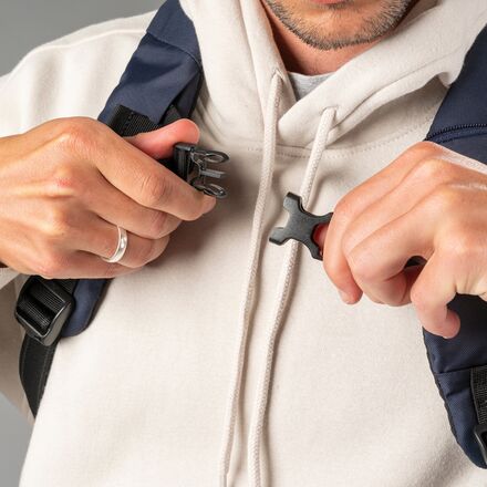 Pacsafe - V 26L Anti-Theft Tour Backpack