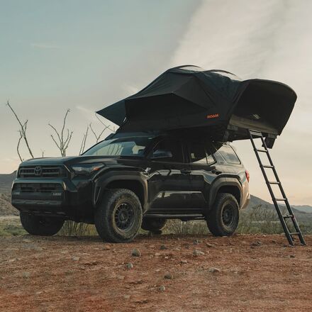 ROAM Adventure Co - Vagabond 2.0 Rooftop Tent: 3-Person 3-Season