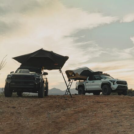 ROAM Adventure Co - Vagabond 2.0 Rooftop Tent: 3-Person 3-Season
