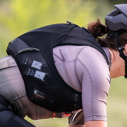 Restrap - Lightweight Race Hydration Vest