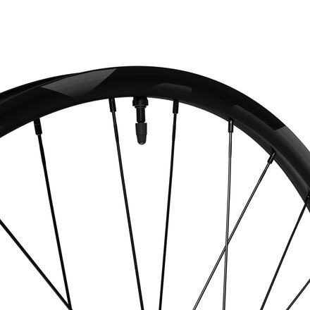 Shimano - Deore XT M8200 27.5in Wheel - Tubeless