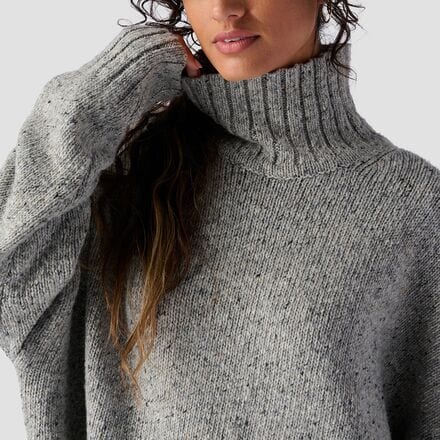 Stoic - Relaxed Turtleneck Sweater - Women's