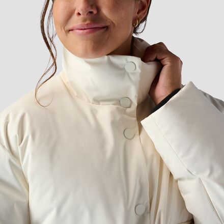 Stoic - Cropped Boxy Snap Front Puffer - Women's