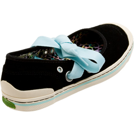 Simple - Carousel Grommet Shoe - Women's