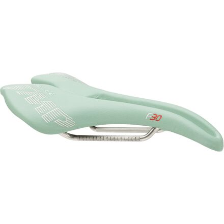 F30 Saddle