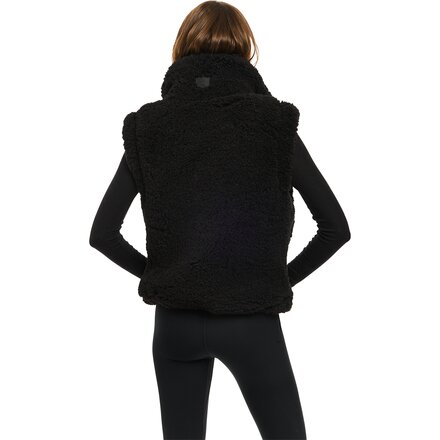 SAM - Sherpa Vest - Women's