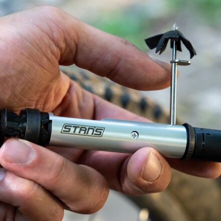 Stan's NoTubes - Incredible Dart Handlebar Mount