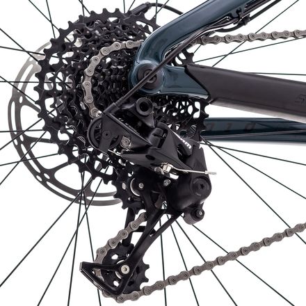 Santa Cruz Bicycles - 5010 2.1 Carbon R Complete Mountain Bike - 2018