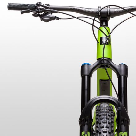 Santa Cruz Bicycles - Nomad Carbon XT Coil Mountain Bike - null