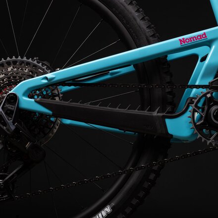 Santa Cruz Bicycles - Nomad CC Eagle 90 Mountain Bike