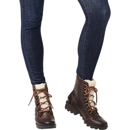 SOREL - Phoenix Short Lace Cozy Boot - Women's