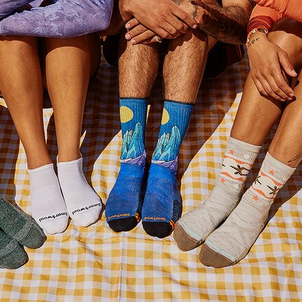 Smartwool - Hike Light Cushion Otter Float Crew Sock - Women's