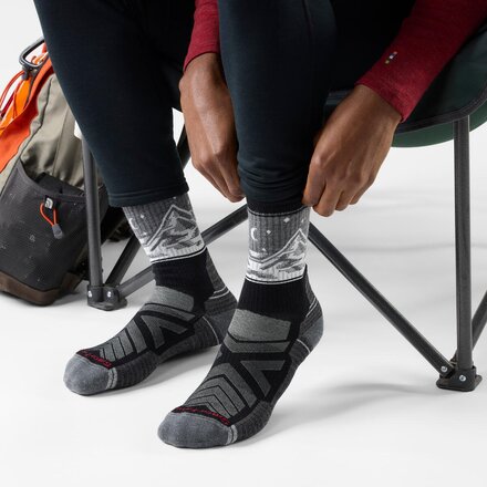 Smartwool - Hike Light Cushion Valley View Crew Sock