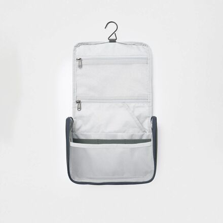 STIO - Basin Hanging Dopp Kit
